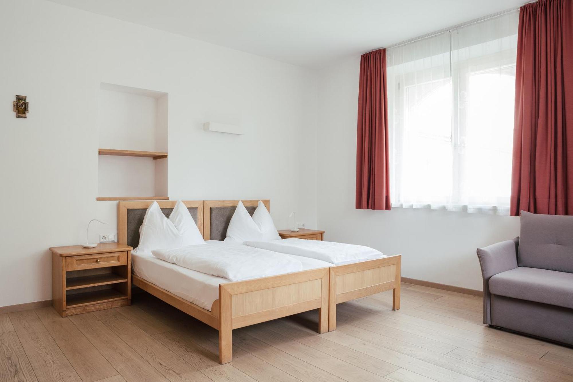 Hotel Gaestehaus Salvatorianerinnen 3*